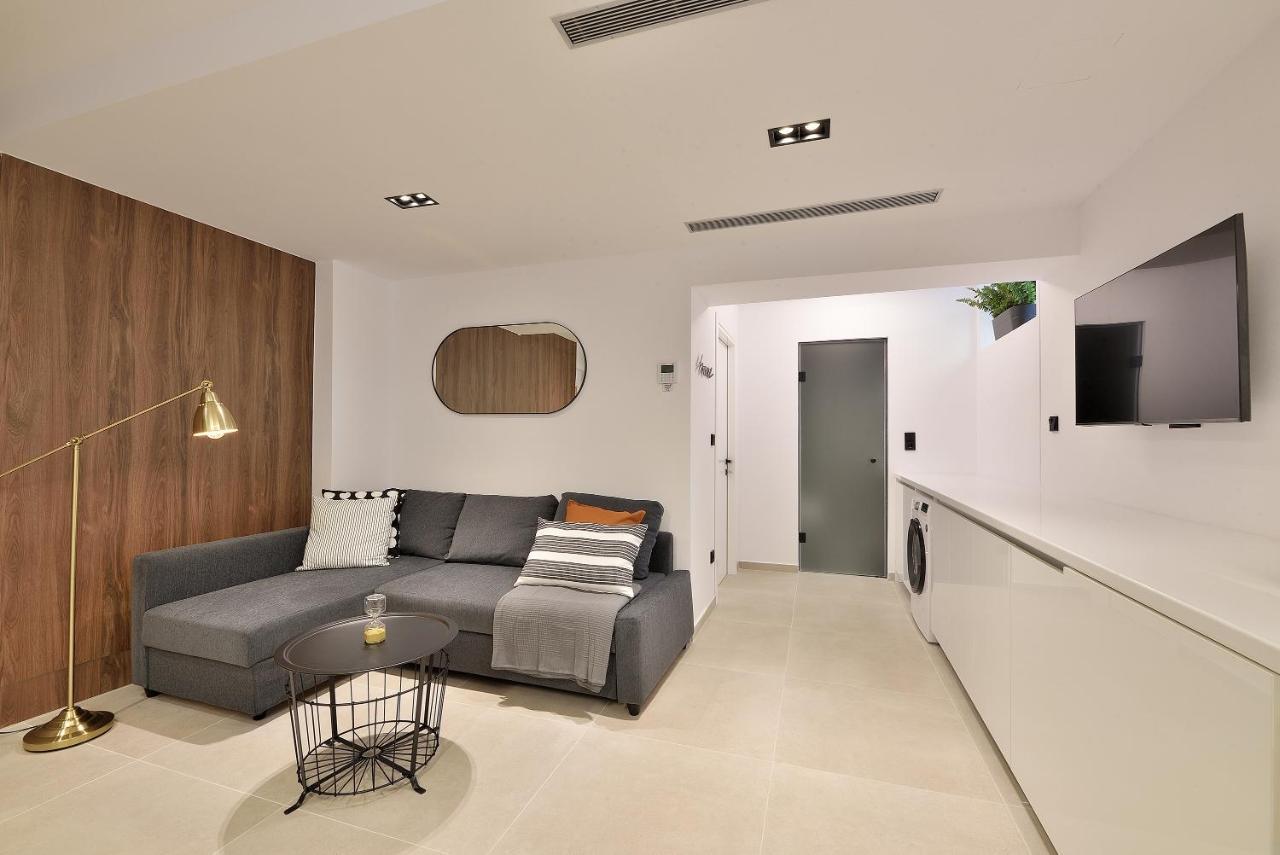 Phaedrus Living City Center Luxury Flat Skoufa Aten Exteriör bild