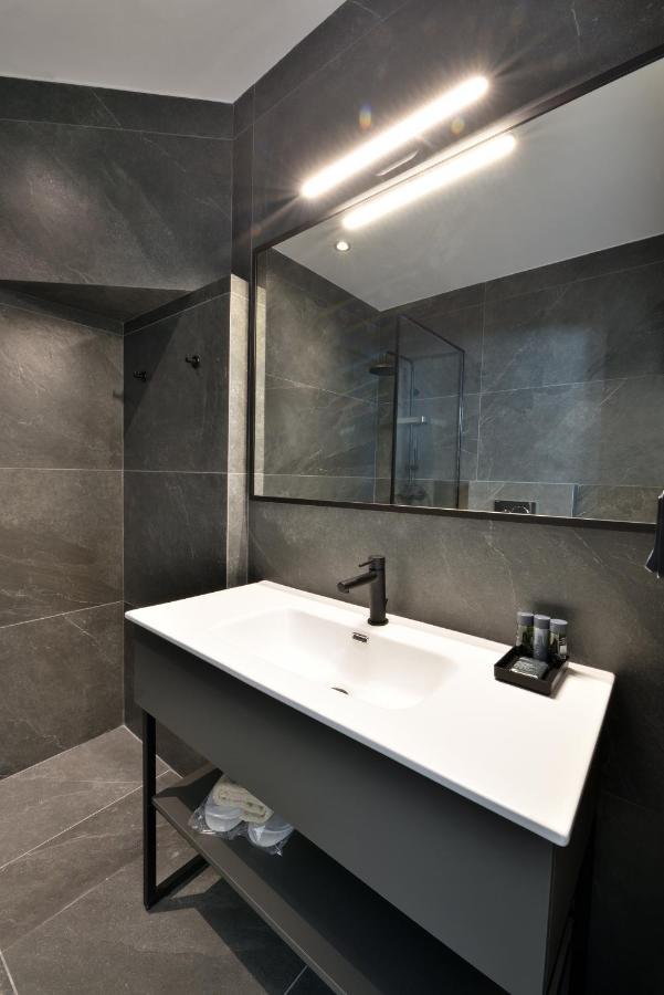 Phaedrus Living City Center Luxury Flat Skoufa Aten Exteriör bild