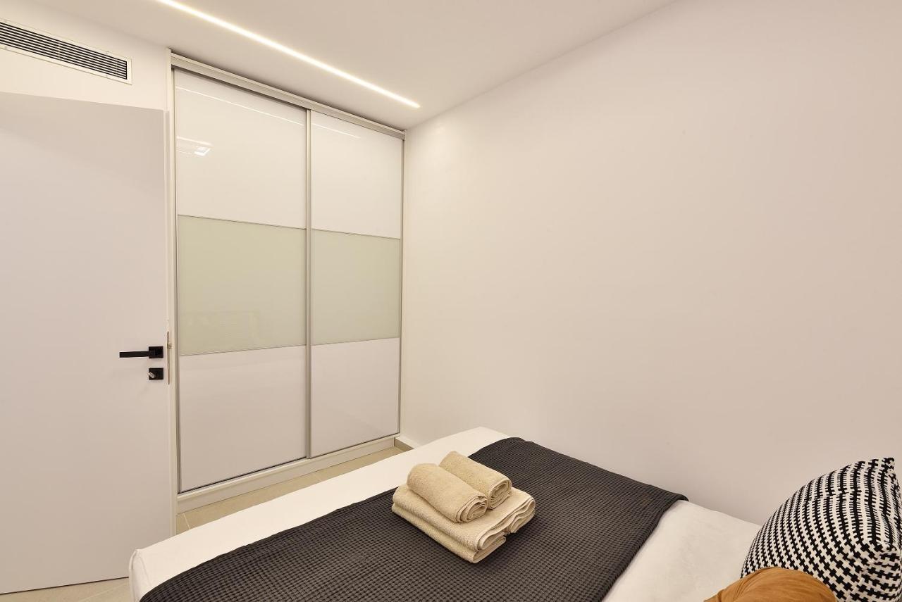Phaedrus Living City Center Luxury Flat Skoufa Aten Exteriör bild